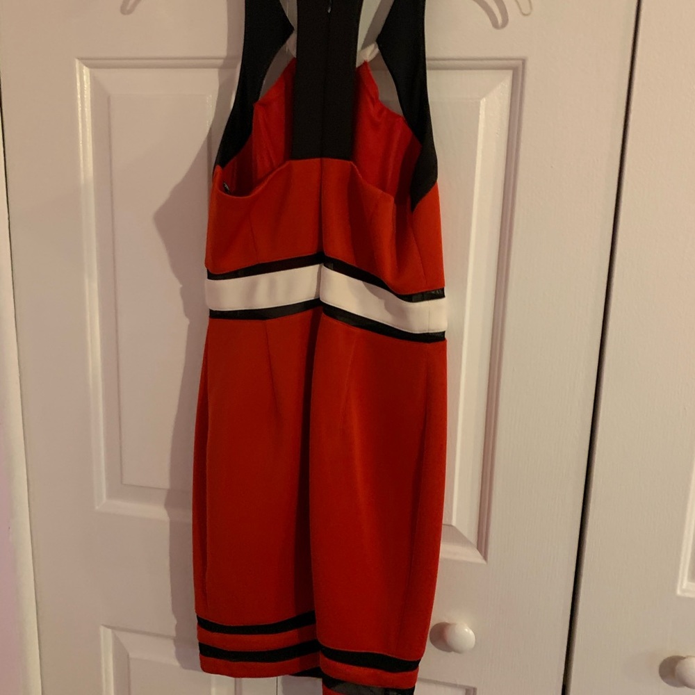 Dress - Picture 3 of 4